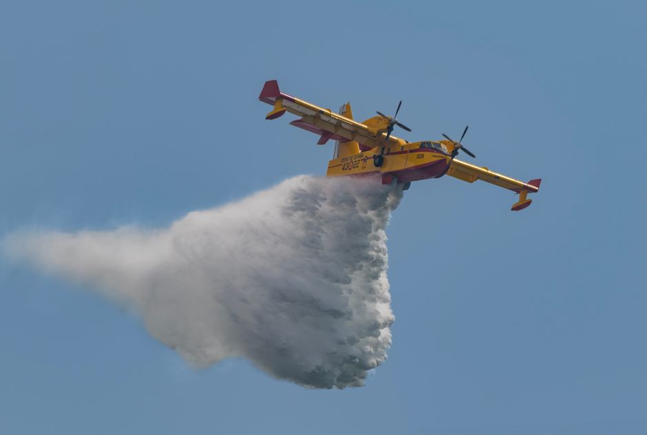 Australian Aerial Firefighters on the Frontline as Europe Faces Its Worst Fire Season on Record