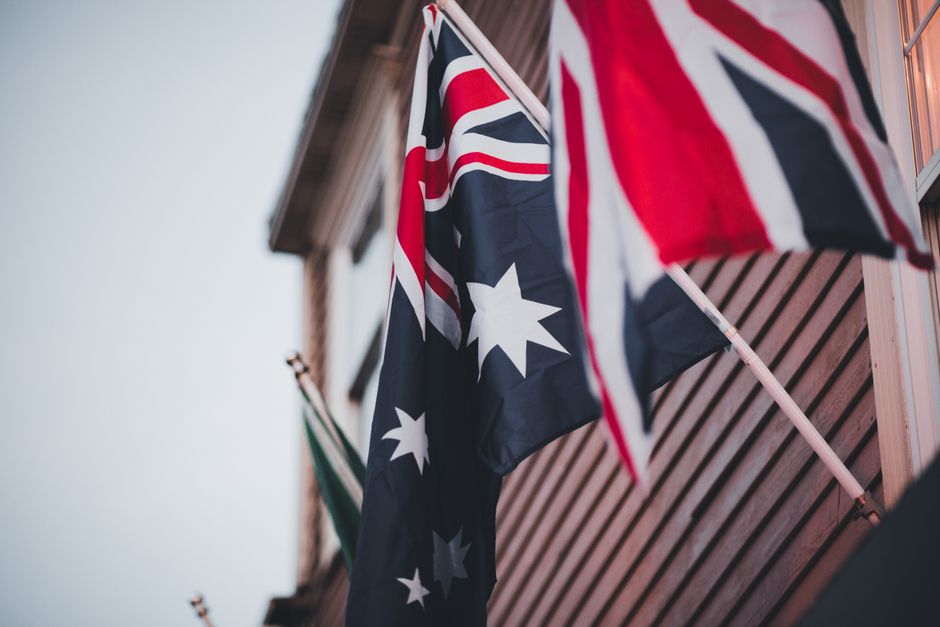 Worldview 'gulf' means Australia and China will never be genuinely close, former ambassador warns